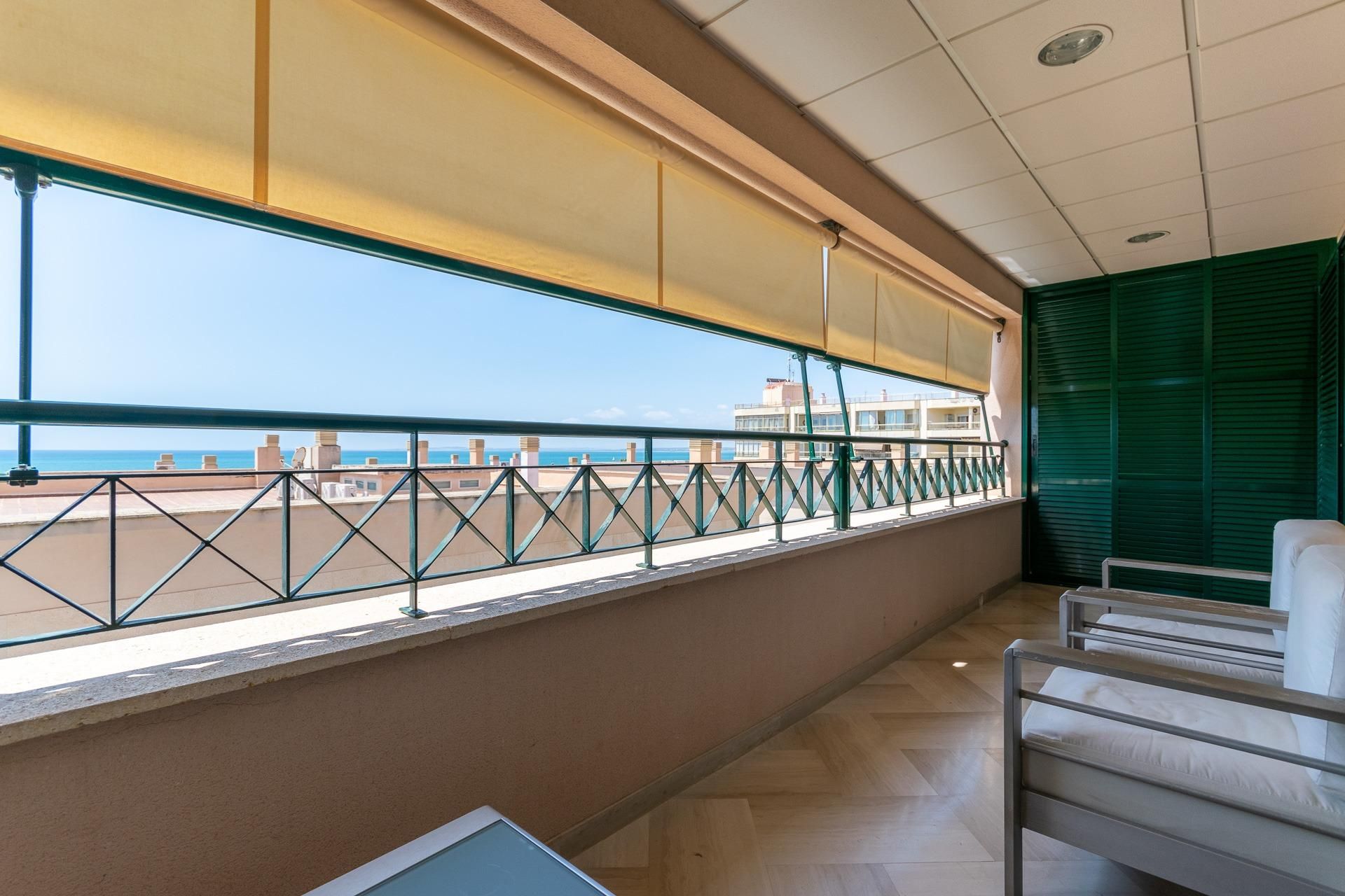 Terrassa de Àtic de lloguer en Santa Pola amb Aire condicionat, Jardí privat i Terrassa
