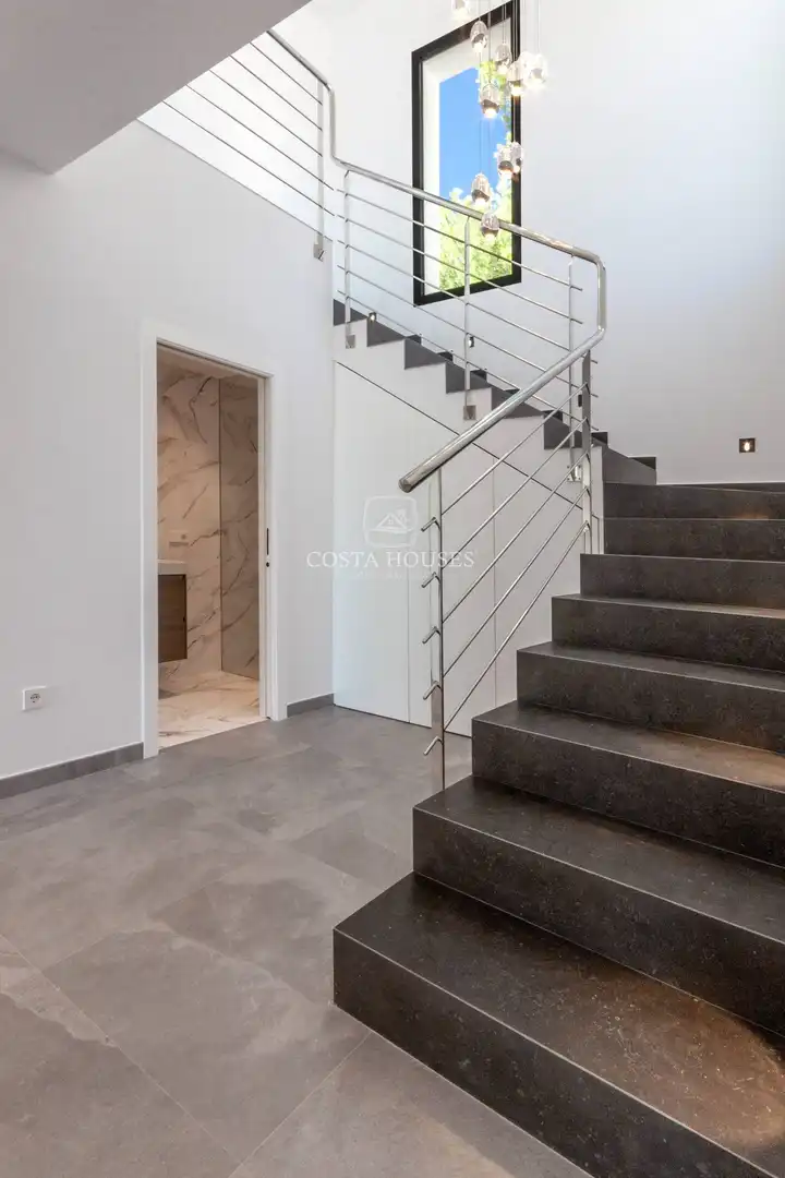 Houses for sale in Jávea / Xàbia  with Air Conditioner, Private garden and Terrace