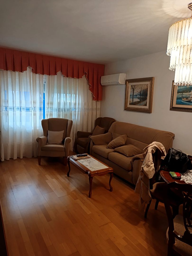 Living room of Flat to rent in  Barcelona Capital  with Air Conditioner and Parquet flooring