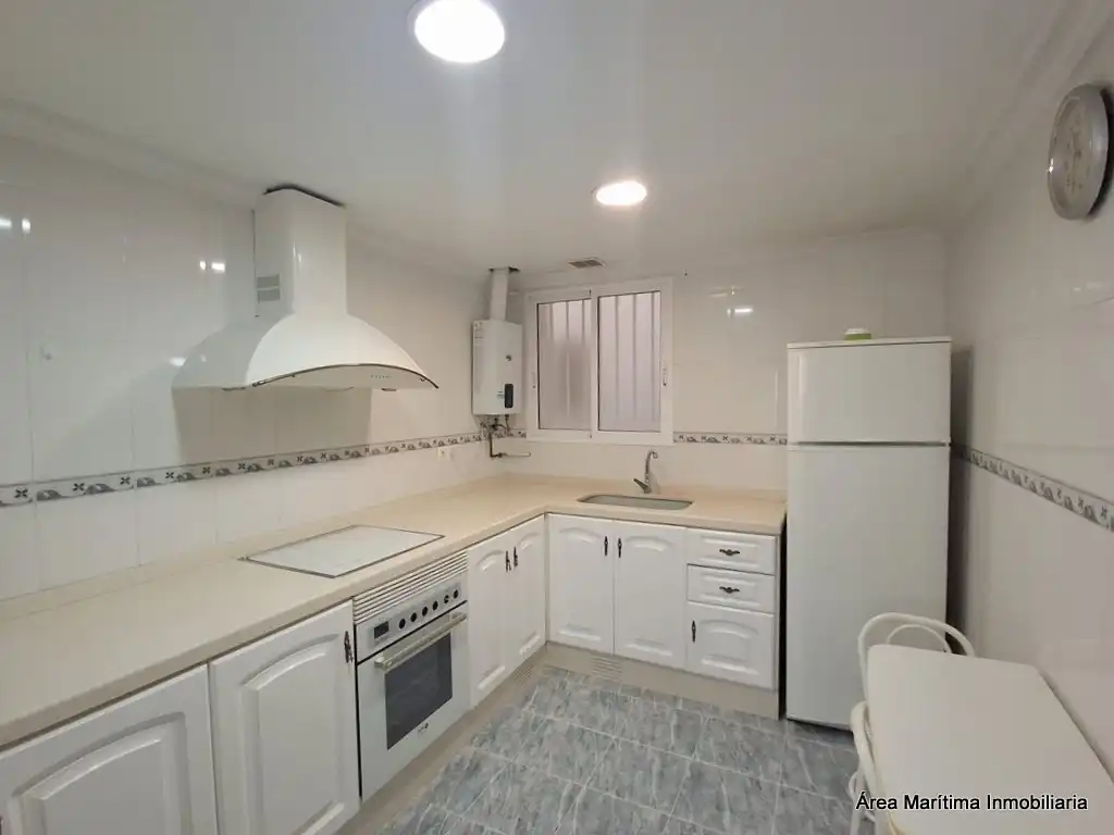 Flat for rent in Carrer d'Ernest Anastasio, El Cabanyal - El Canyamelar