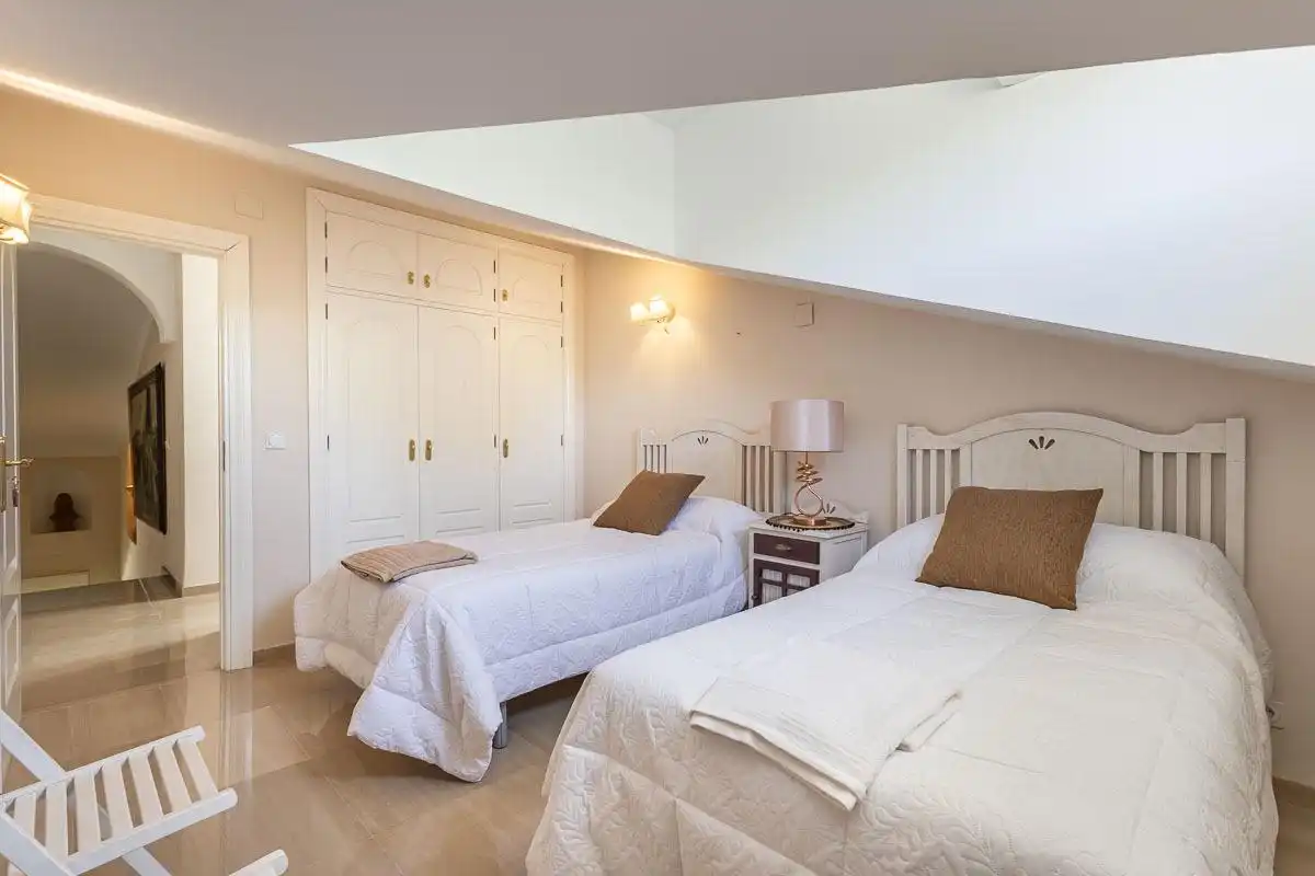 Bedroom of Houses for sale in Ogíjares  with Air Conditioner, Heating and Private garden