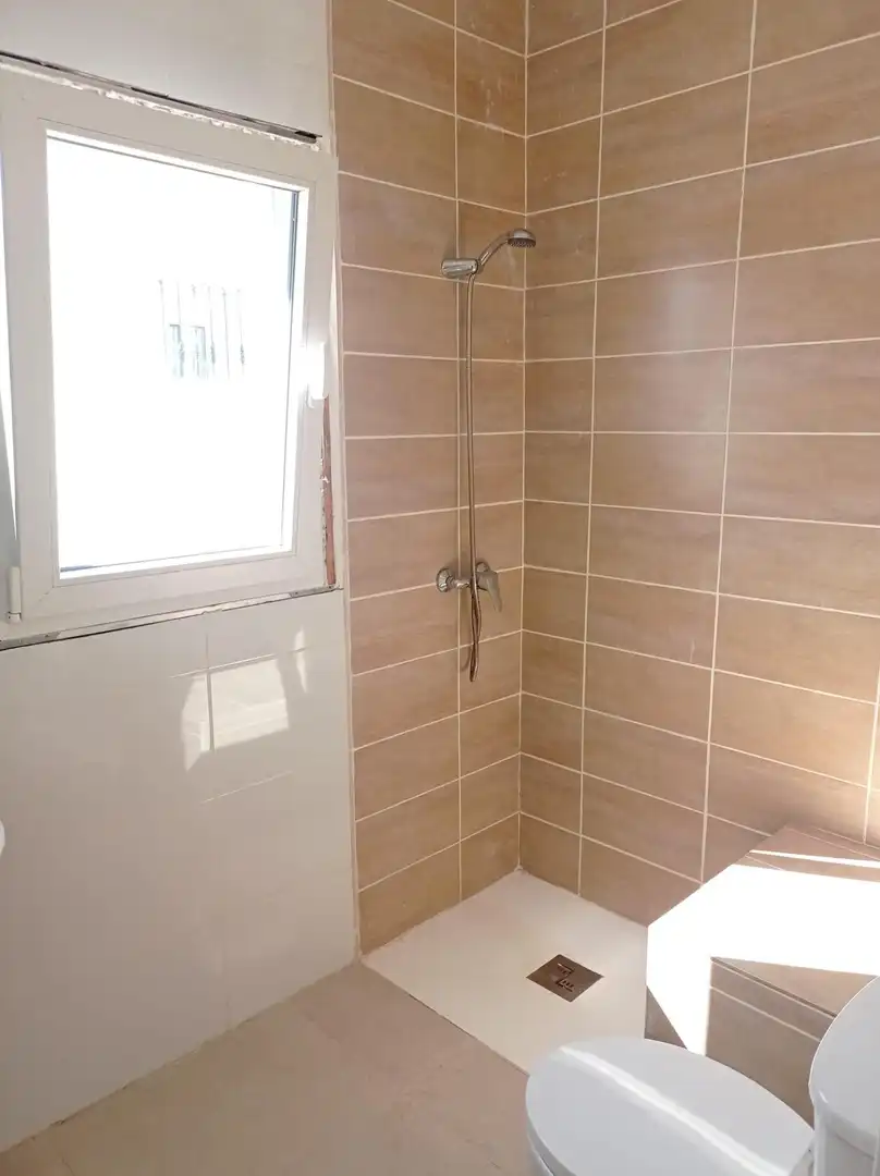 Bathroom of Houses for sale in Chiclana de la Frontera  with Private garden, Terrace and Storage room
