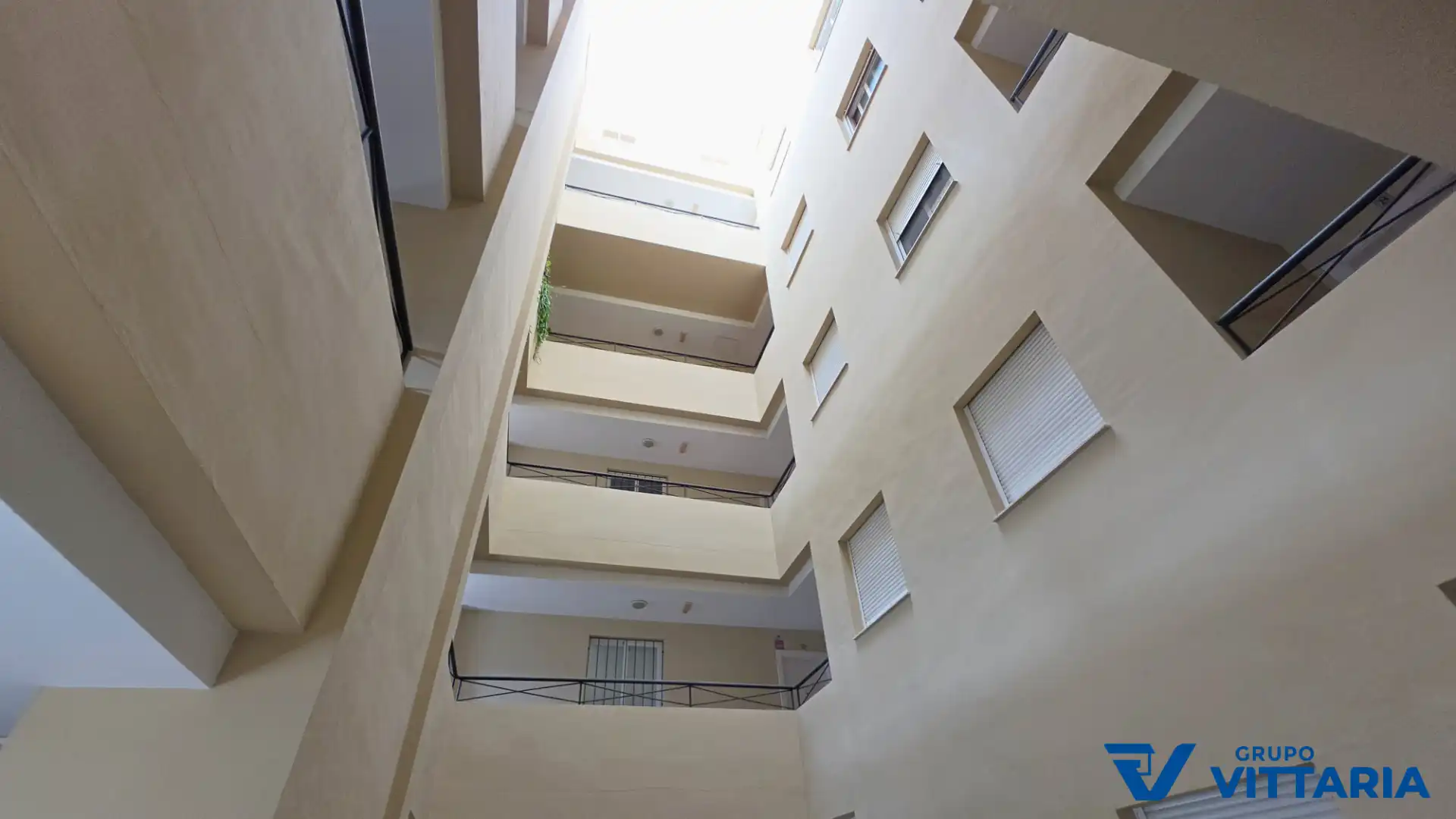 Piso en venta en Roquetas de Mar con Aire acondicionado, Terraza y Amueblado