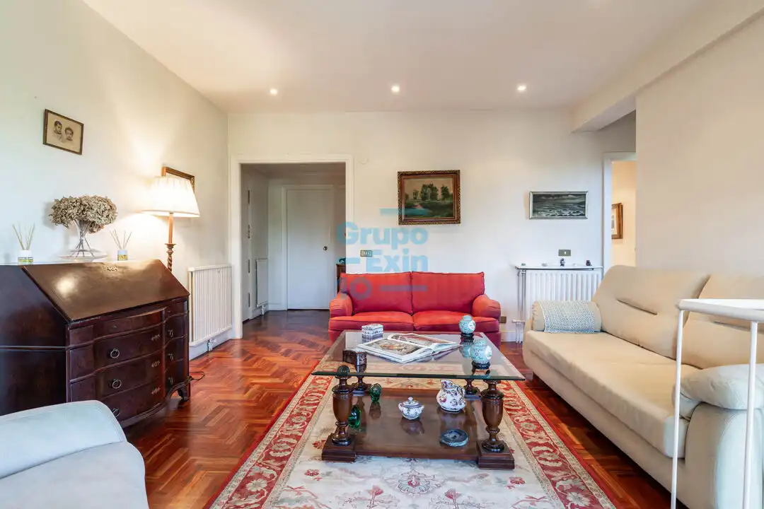 Living room of Flat for sale in Donostia - San Sebastián   with Heating and Storage room