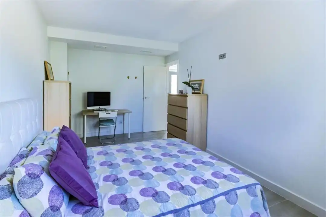 Habitación de Casa adosada en venta en Marbella con Terraza y Piscina
