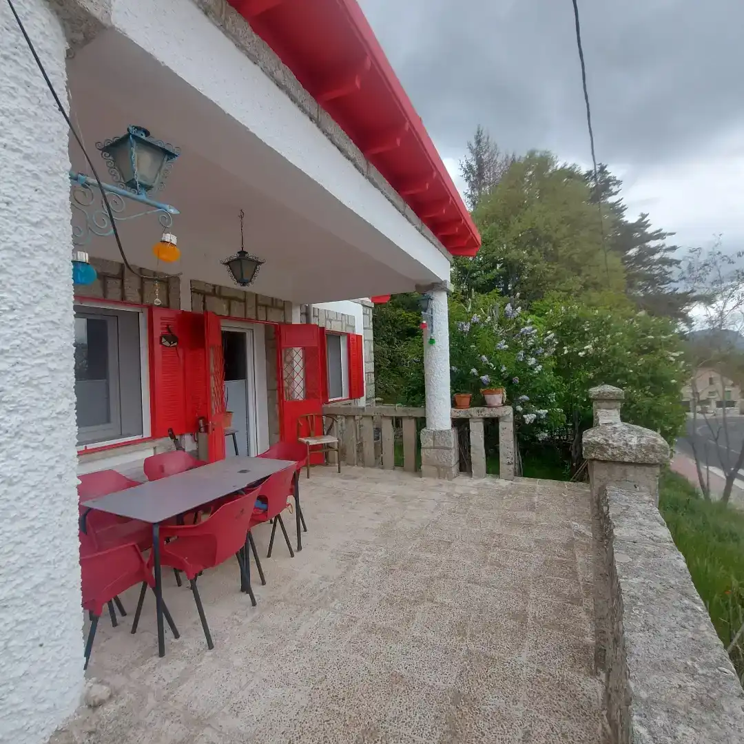 Terrassa de Pis en venda en Bustarviejo amb Jardí privat, Traster i Moblat