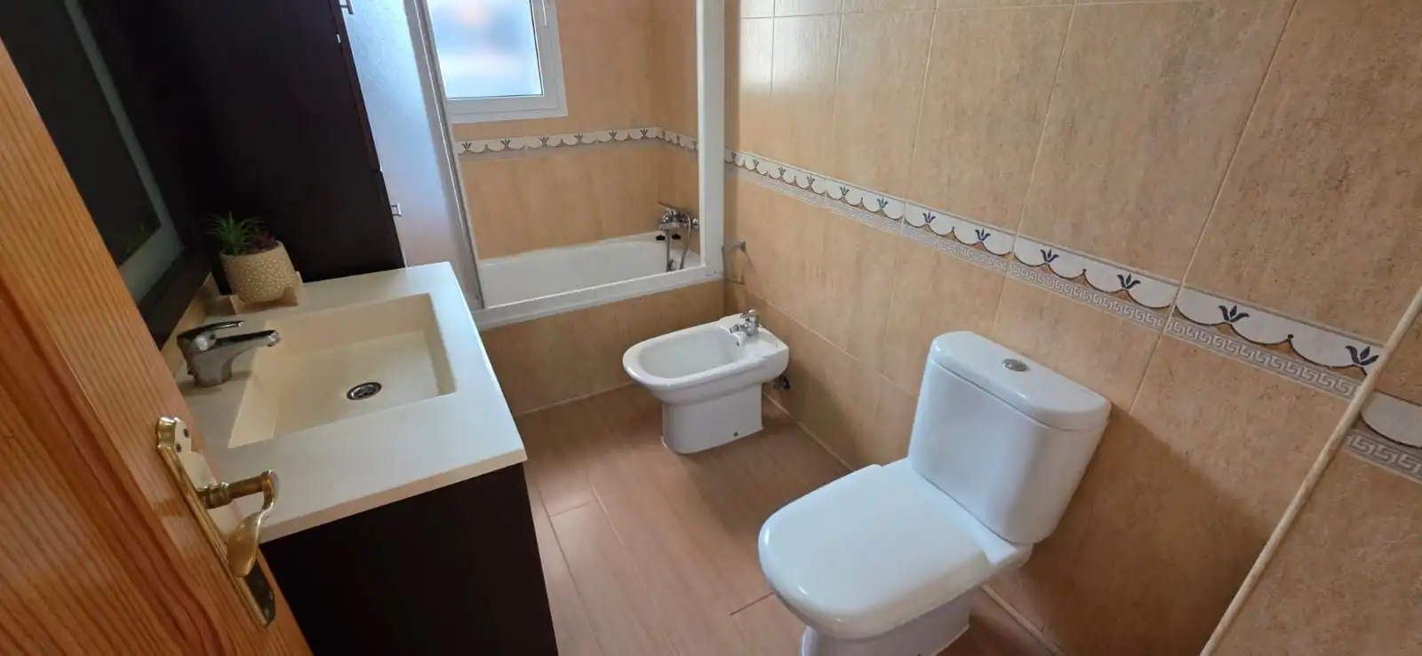 Bathroom of Flat for sale in Vera  with Air Conditioner, Heating and Furnished