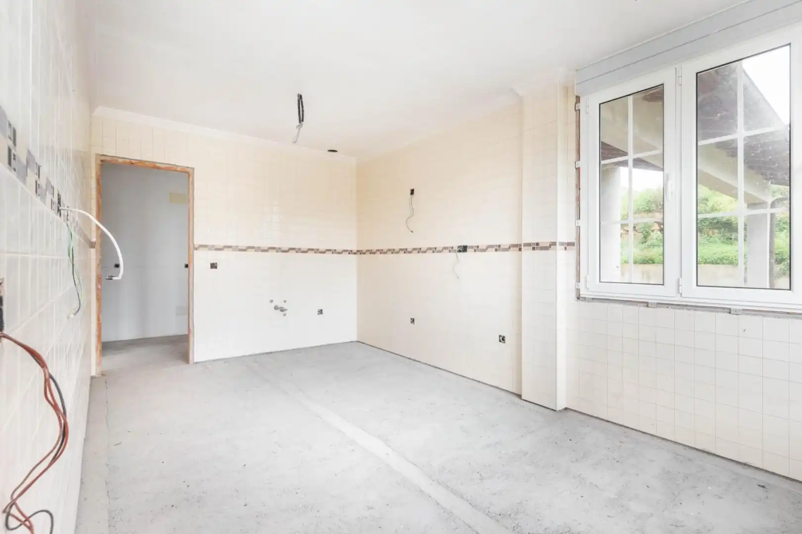 Casa o xalet en venda en Oviedo  amb Jardí privat, Terrassa i Balcó