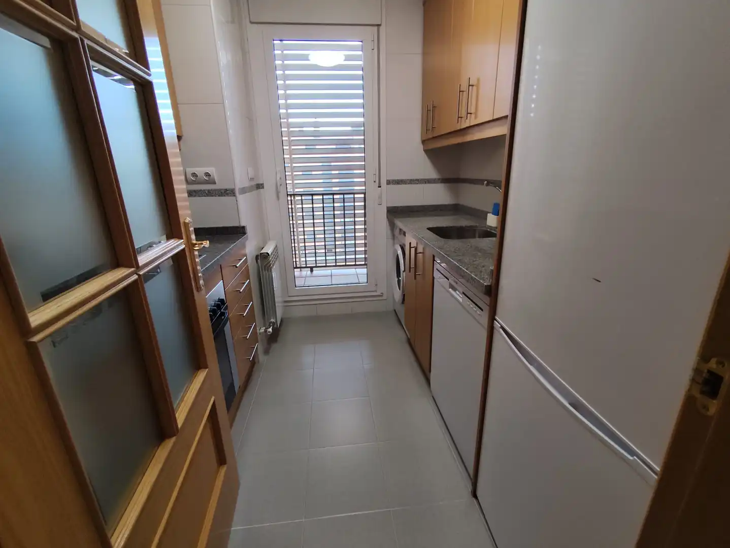 Cuina de Apartament de lloguer en Arroyo de la Encomienda amb Traster i Piscina comunitària