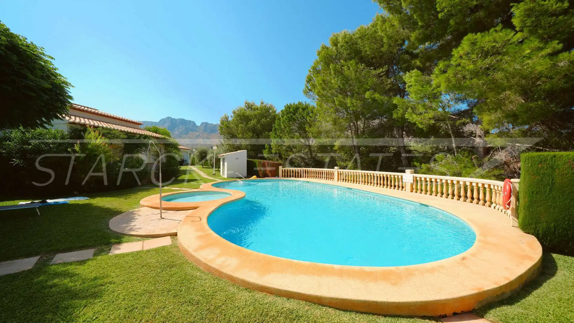 Piscina de Casa o xalet en venda en Beniarbeig amb Aire condicionat i Piscina