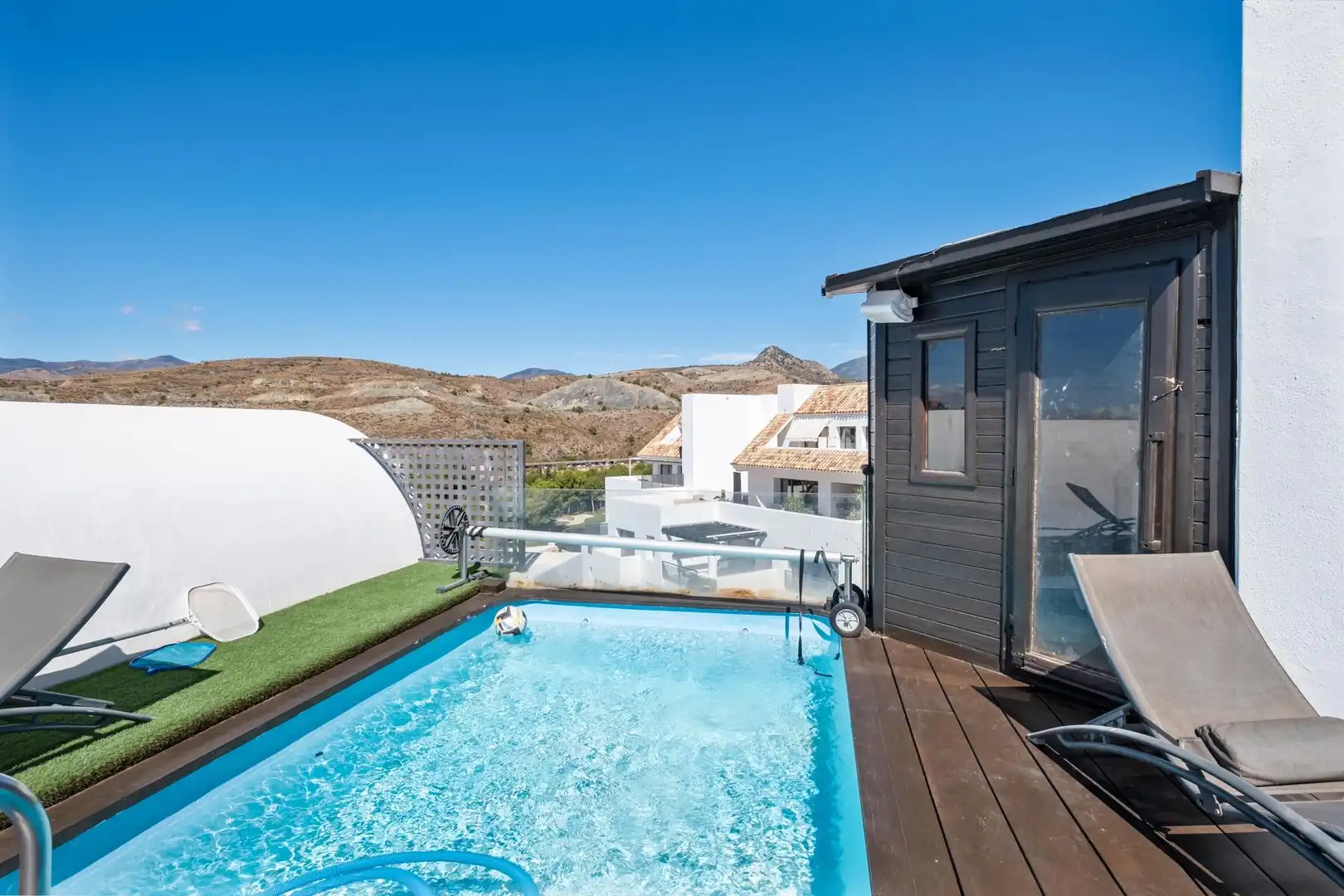 Penthouse with pool for sale in Los Flamingos, imagen 2
