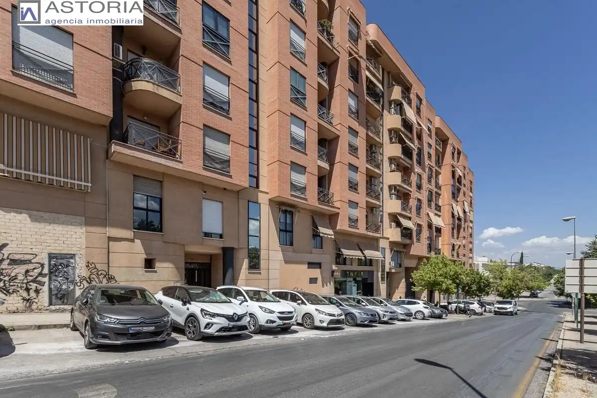 Piso con terraza en venta en Calle Calle Periodista Fernando Gómez de la Cruz, imagen 40
