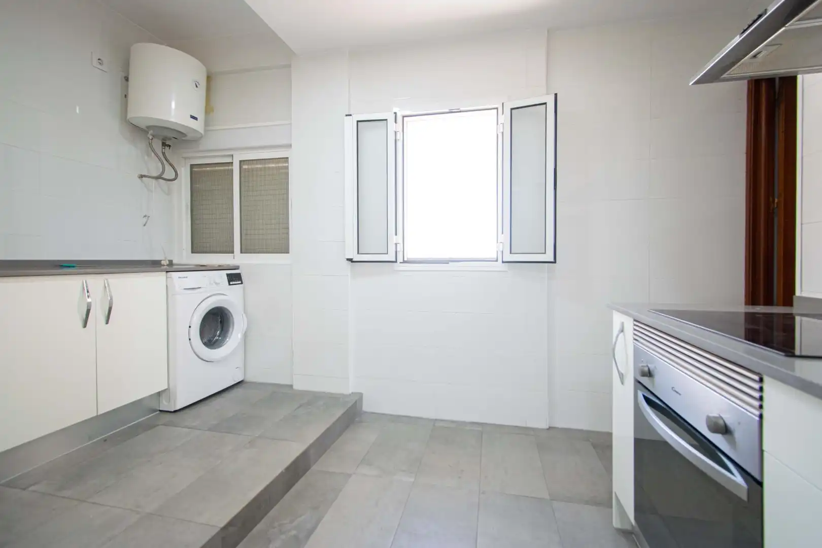 Cocina de Piso en venta en Sevilla con Terraza