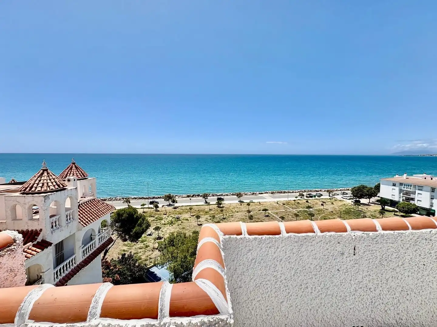 Terrassa de Casa adosada de lloguer en Vélez-Málaga amb Terrassa, Moblat i Balcó