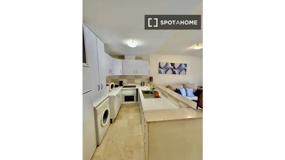 Room in Playamar - Benyamina