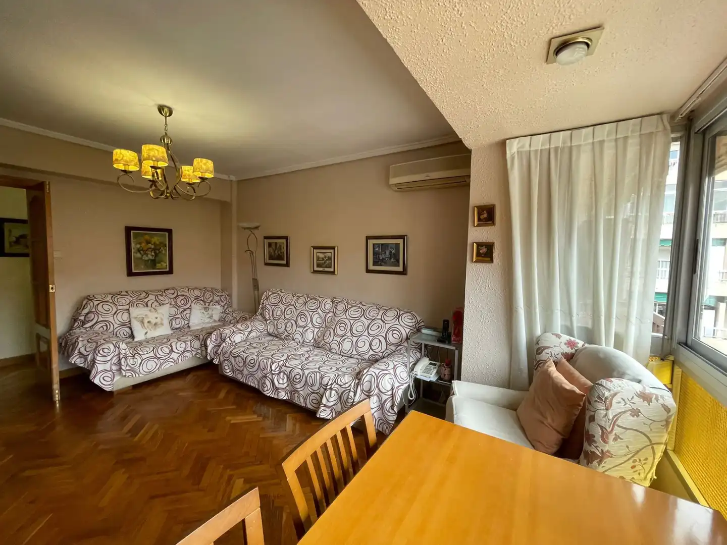 Sala d'estar de Pis en venda en Valencia amb Aire condicionat, Calefacció i Moblat