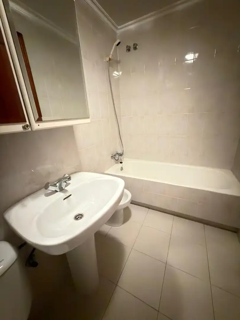Baño de Piso en venta en Dima  con Calefacción