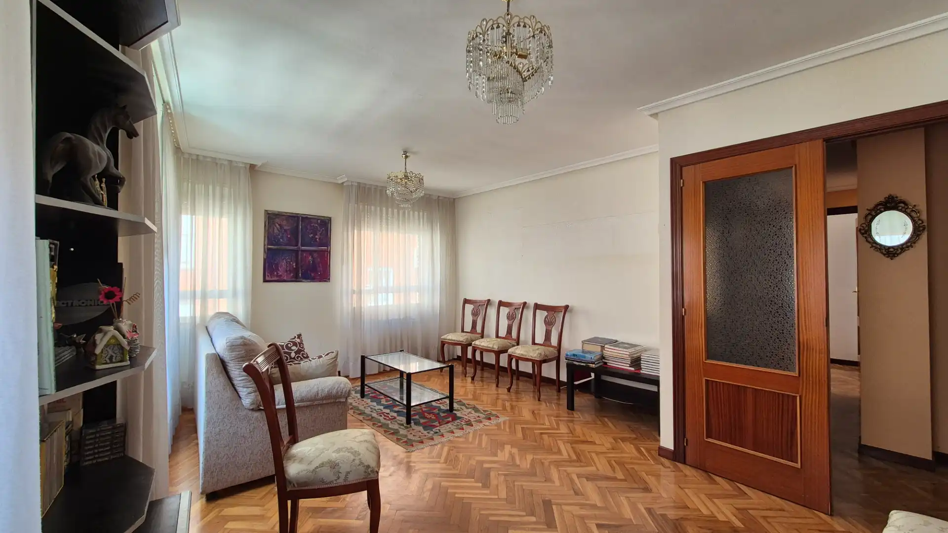 Living room of Flat for sale in Palencia  with Heating, Parquet flooring and Storage room