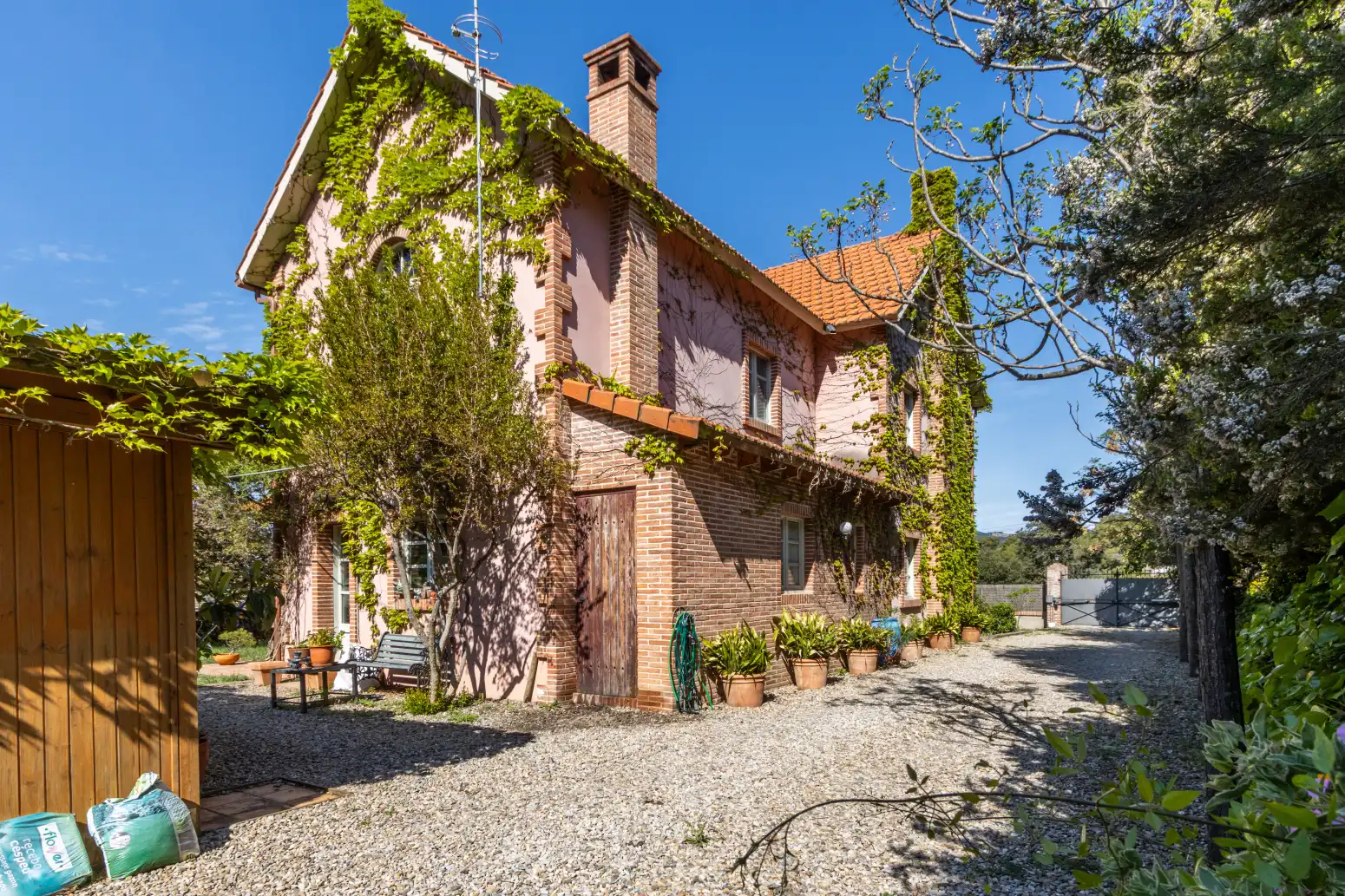 Exterior view of Houses for sale in Matadepera  with Heating and Swimming Pool