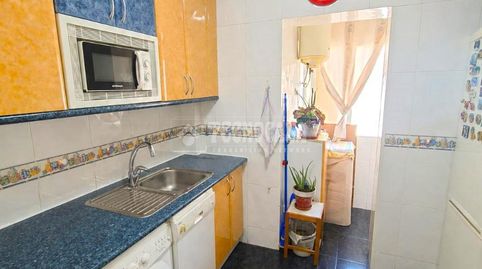 Foto 3 de Piso en venta en Villayuventus - Renfe, Parla