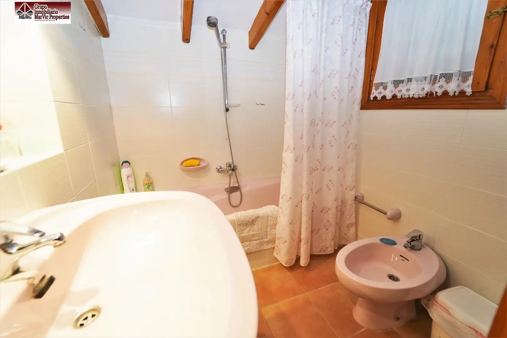 Baño de Casa o chalet en venta en Benidorm con Calefacción, Jardín privado y Terraza