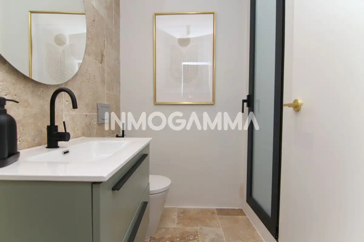 Baño de Casa o chalet en venta en Llaurí con Aire acondicionado, Terraza y Amueblado