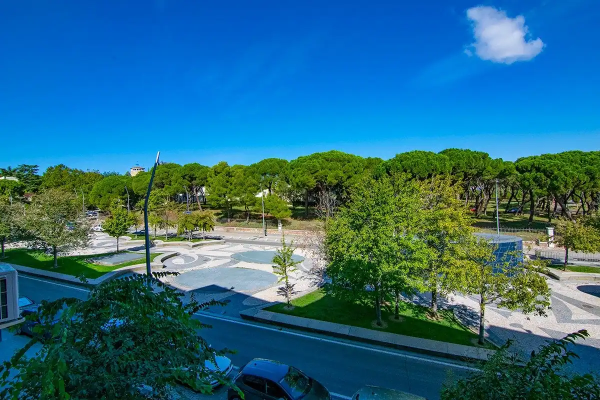 Exterior view of Flat for rent in Madrid  with Air Conditioner, Heating and Parquet flooring