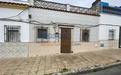 Vista exterior de Casa o xalet en venda en Jerez de la Frontera amb Terrassa