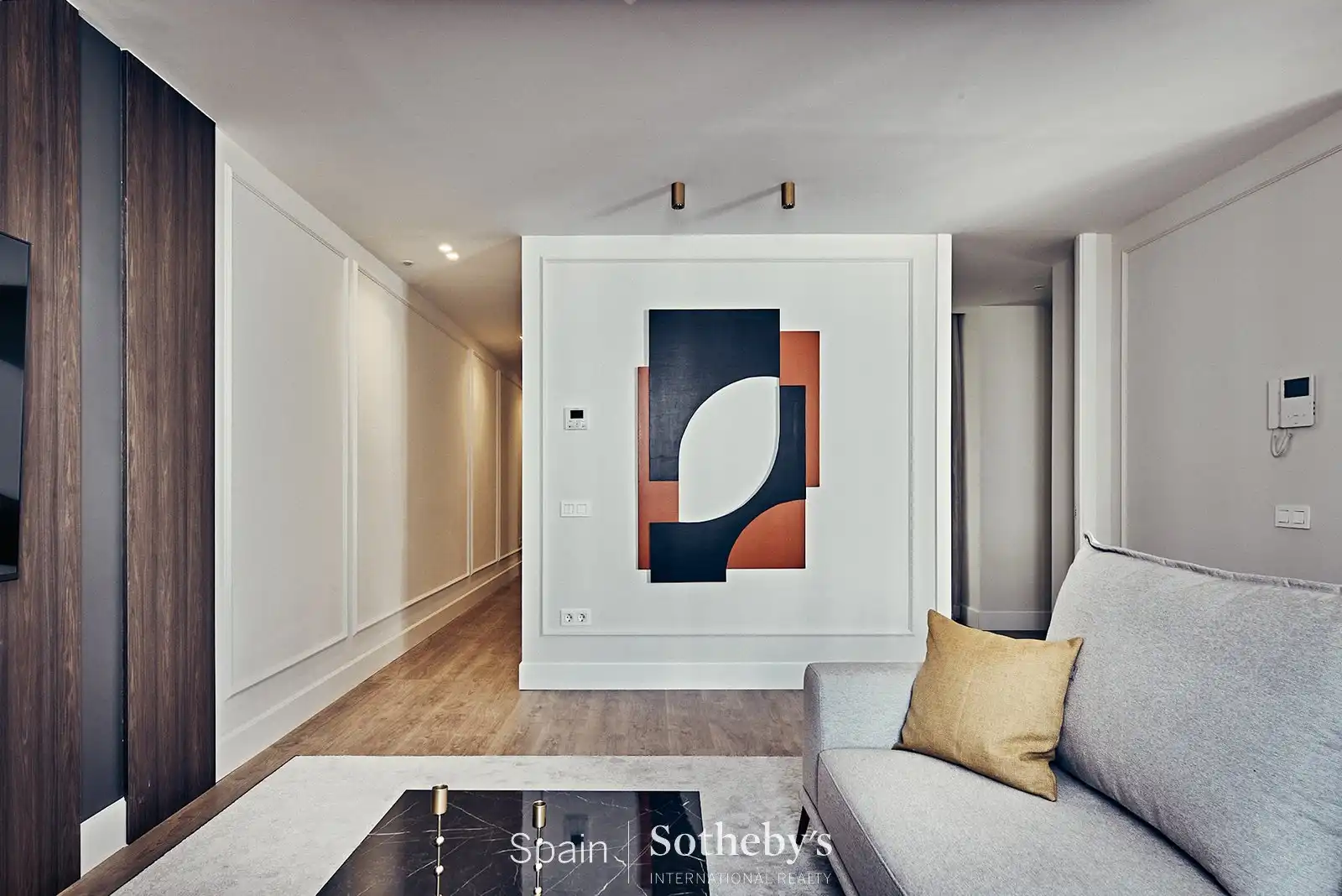 Sala d'estar de Apartament en venda en Madrid amb Aire condicionat