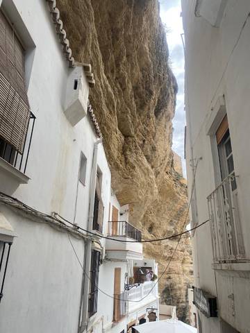 Casa-chalet en Venta en Calle Triana en Setenil de las Bodegas