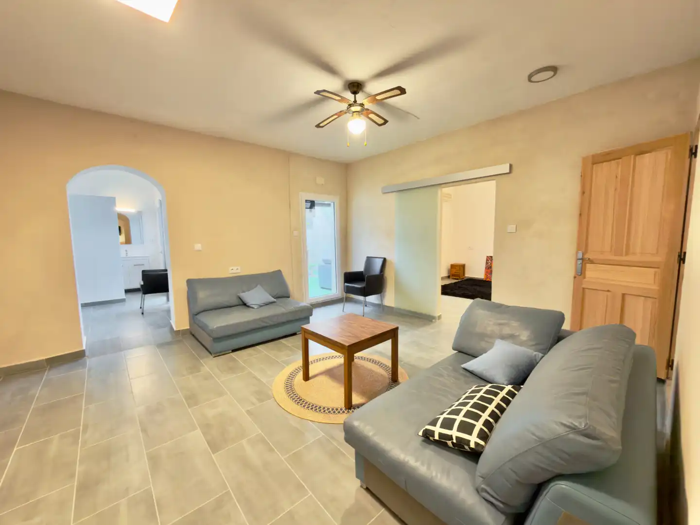 Living room of Ground floor for sale in Bornos  with Air Conditioner, Private garden and Furnished