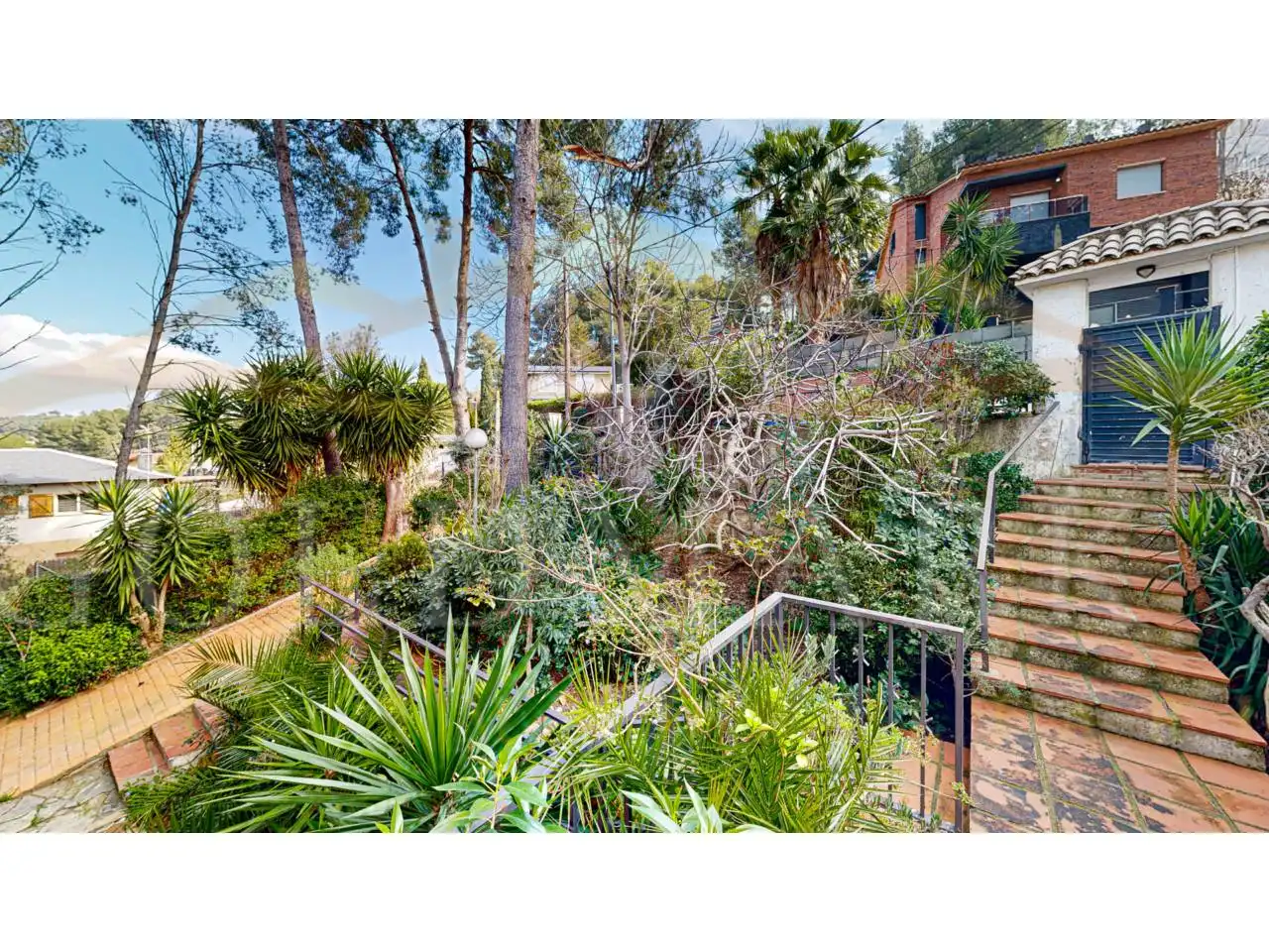 Jardí de Casa o xalet en venda en Corbera de Llobregat amb Aire condicionat, Calefacció i Jardí privat