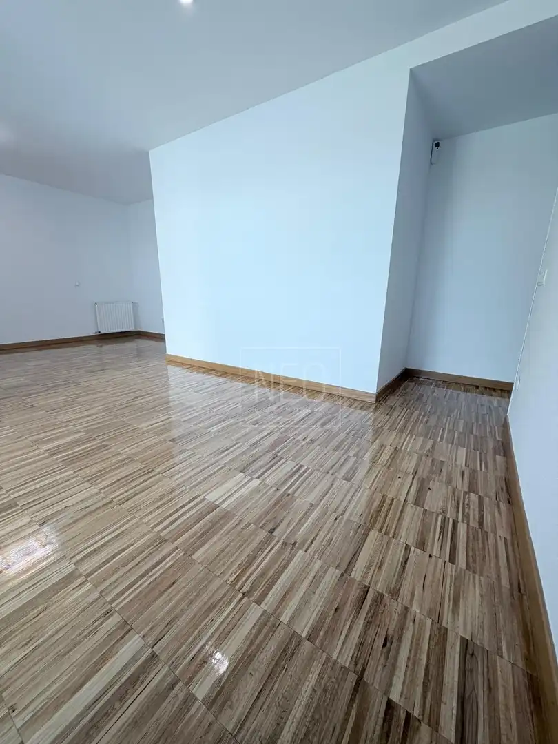 Sala d'estar de Pis en venda en Madrid amb Aire condicionat, Calefacció i Parquet