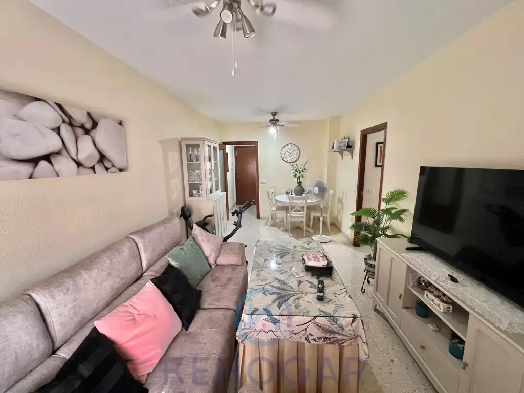 Sala d'estar de Pis en venda en Dos Hermanas