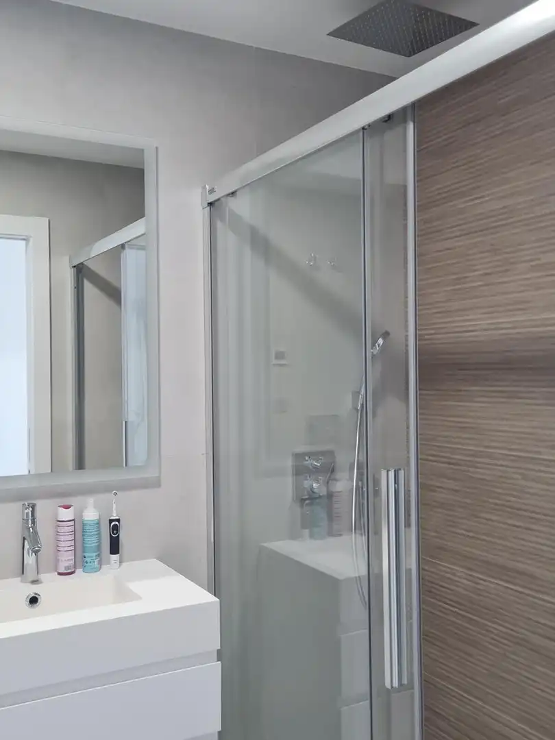 Baño de Apartamento en venta en Benidorm con Aire acondicionado, Calefacción y Terraza