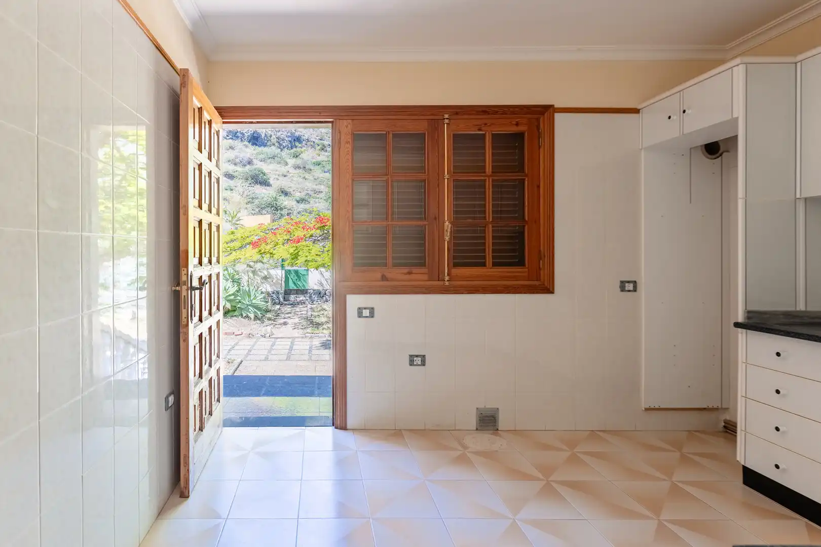 Finca rústica en venta en Buenavista del Norte con Jardín privado, Terraza y Balcón