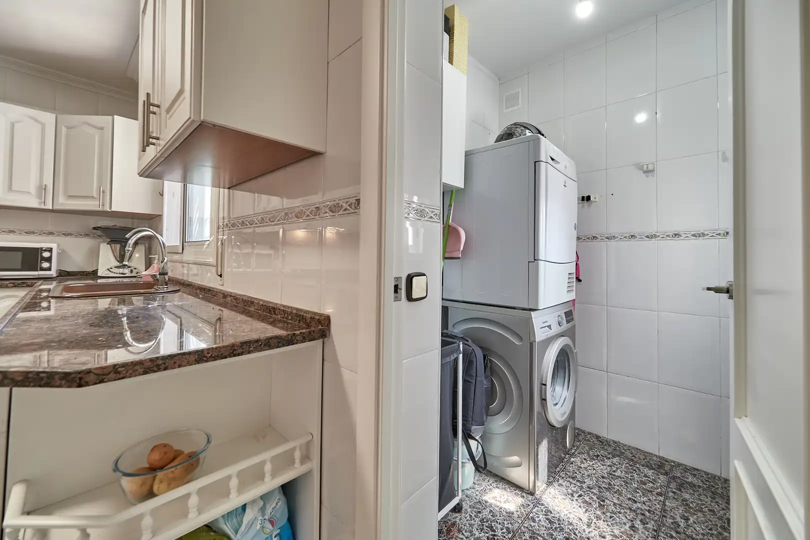 Casa amb piscina en venda a Carrer del Poniol, imagen 15