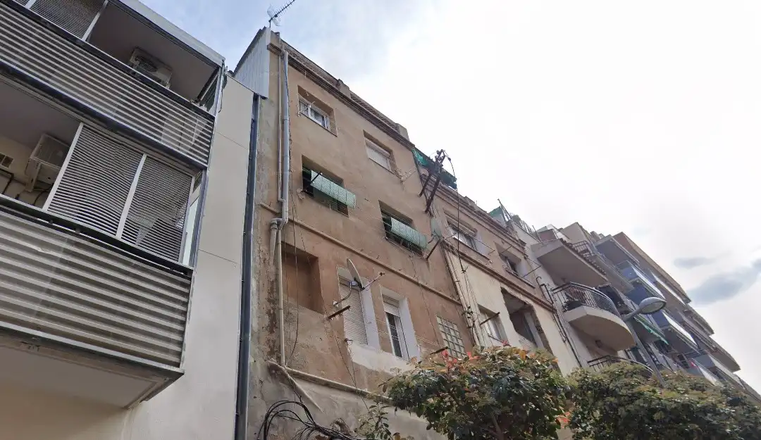 Piso en venta en Carrer d'Isaac Albéniz, imagen 2