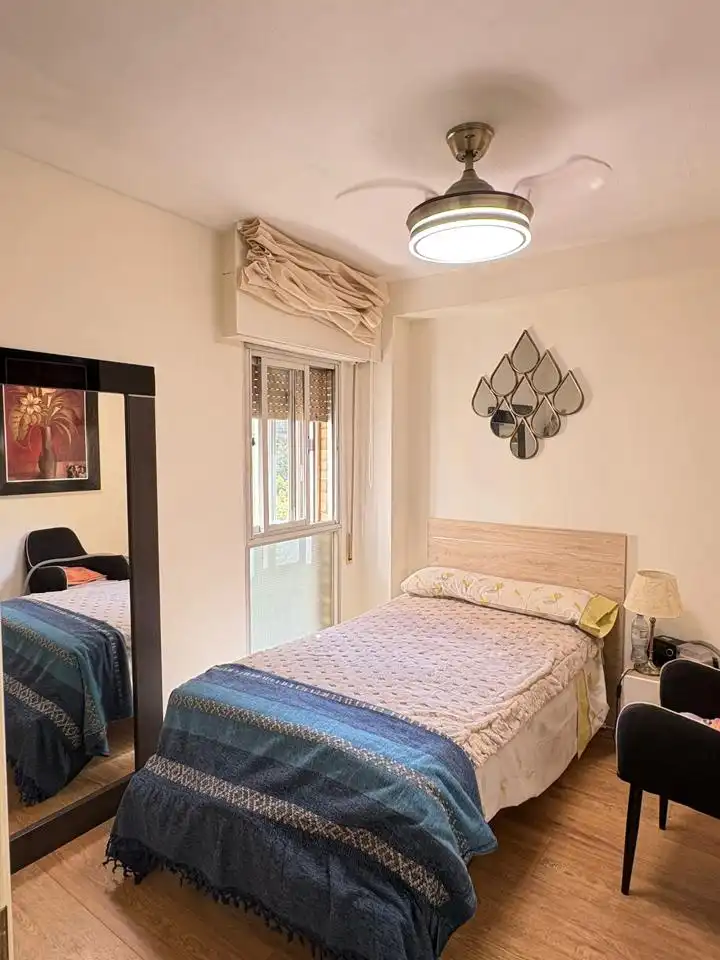 Habitación de Piso en venta en Zaragoza con Aire acondicionado, Calefacción y Parquet