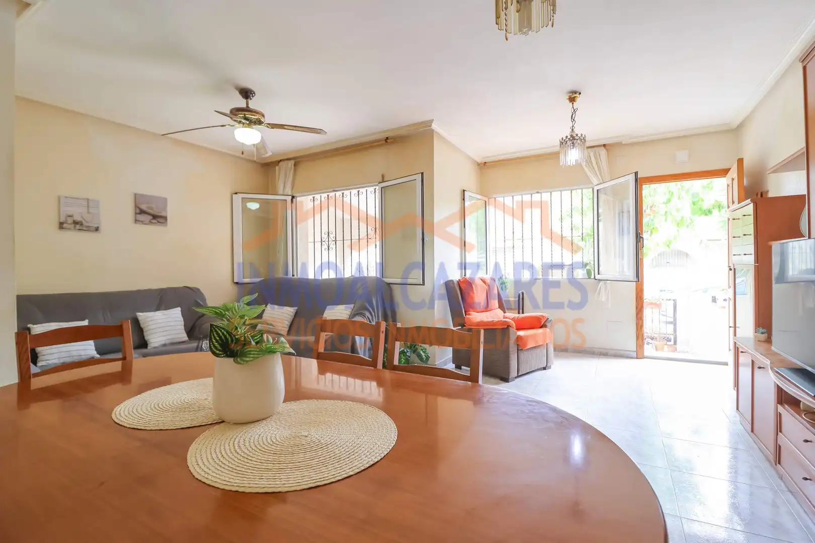 Exterior view of Houses for sale in Los Alcázares  with Private garden and Furnished