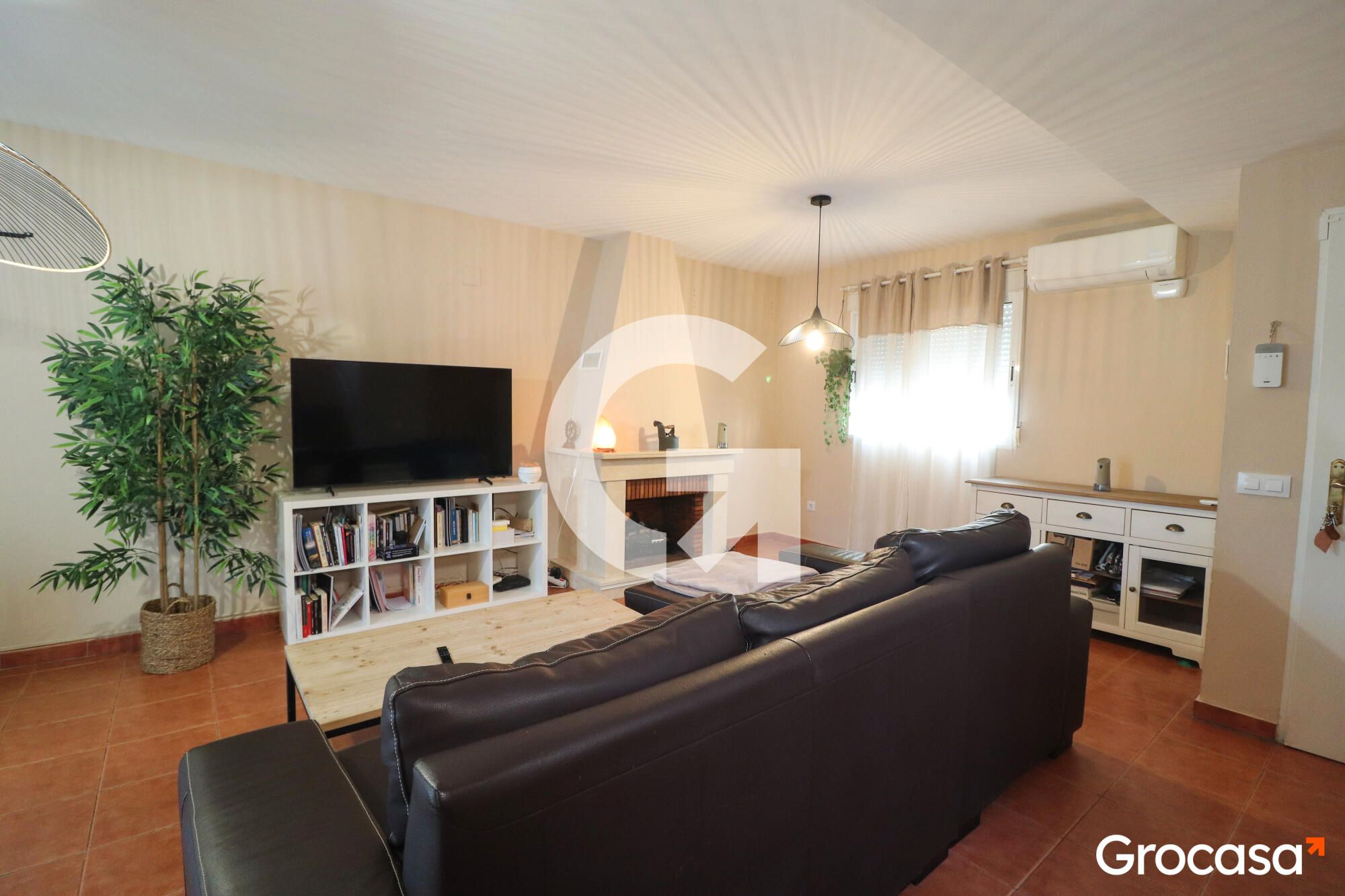 Sala de estar de Casa o chalet en venta en Gilet con Aire acondicionado, Calefacción y Jardín privado