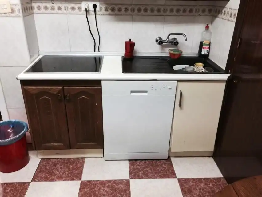 Cuina de Pis de lloguer en Granada amb Aire condicionat, Calefacció i Parquet