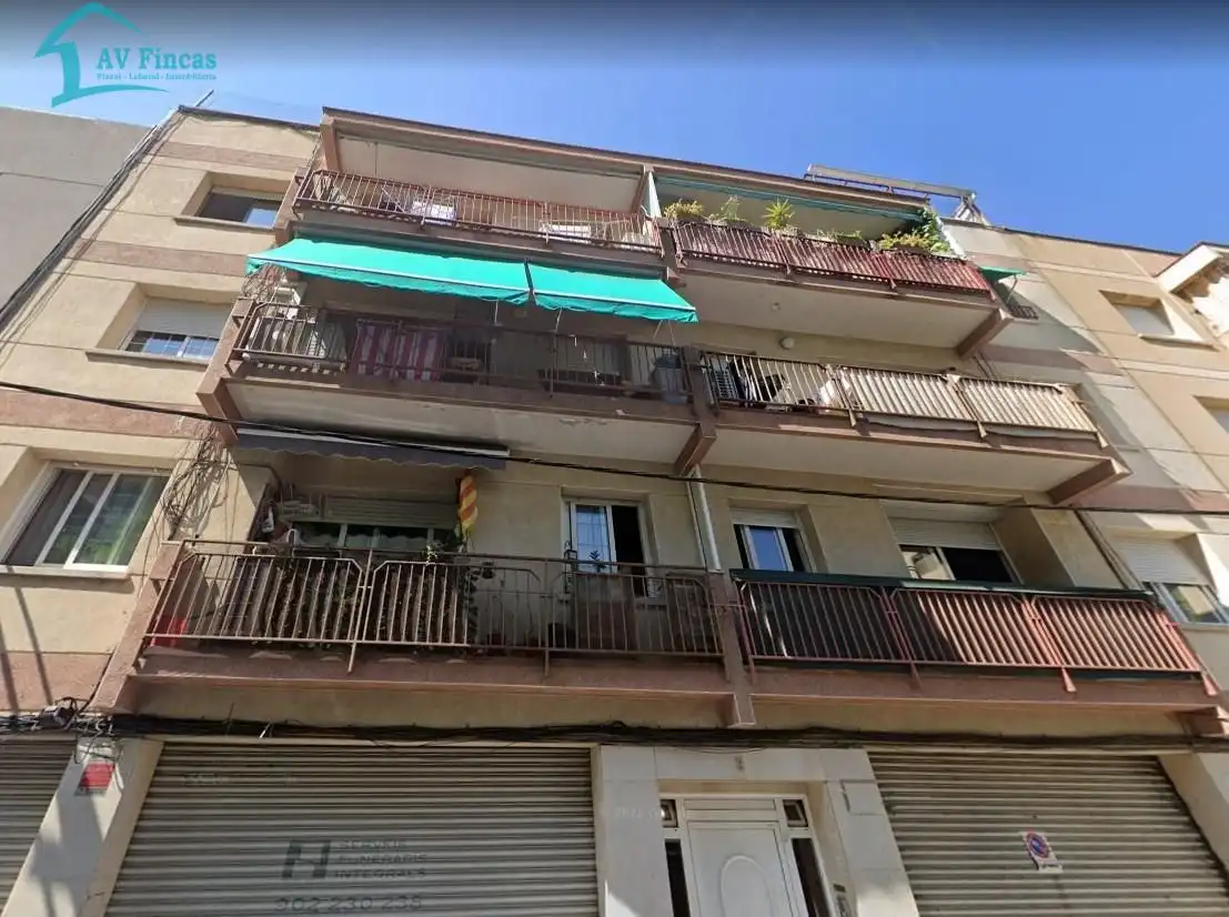 Penthouse with terrace for sale in Calle llevat 9, imagen 3