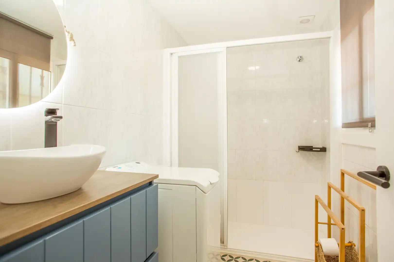 Bathroom of Flat for sale in Tossa de Mar  with Heating, Swimming Pool and Furnished