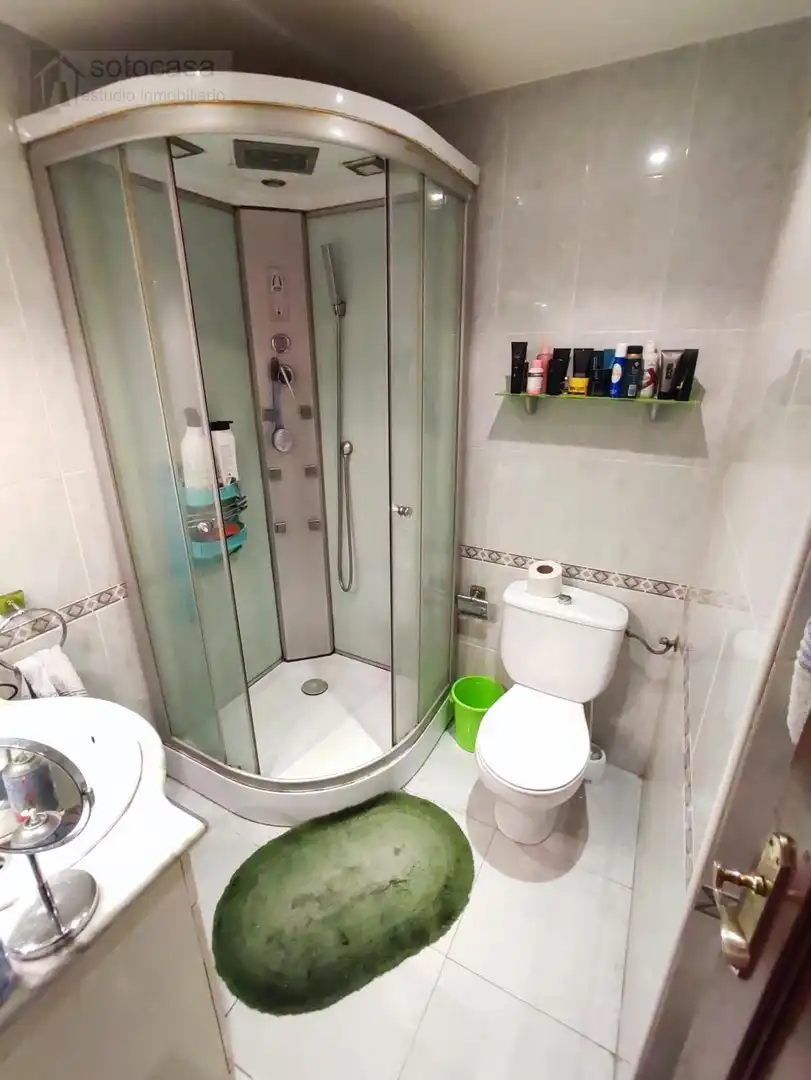 Piso en venta en Costa Verde, Barrio España