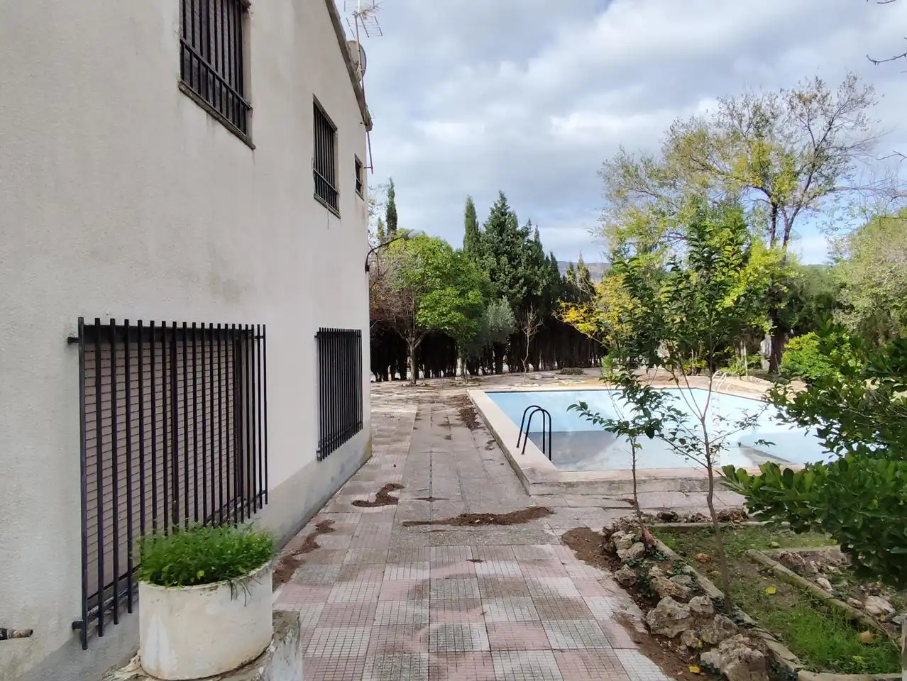 House with pool for sale in Onil, imagen 2