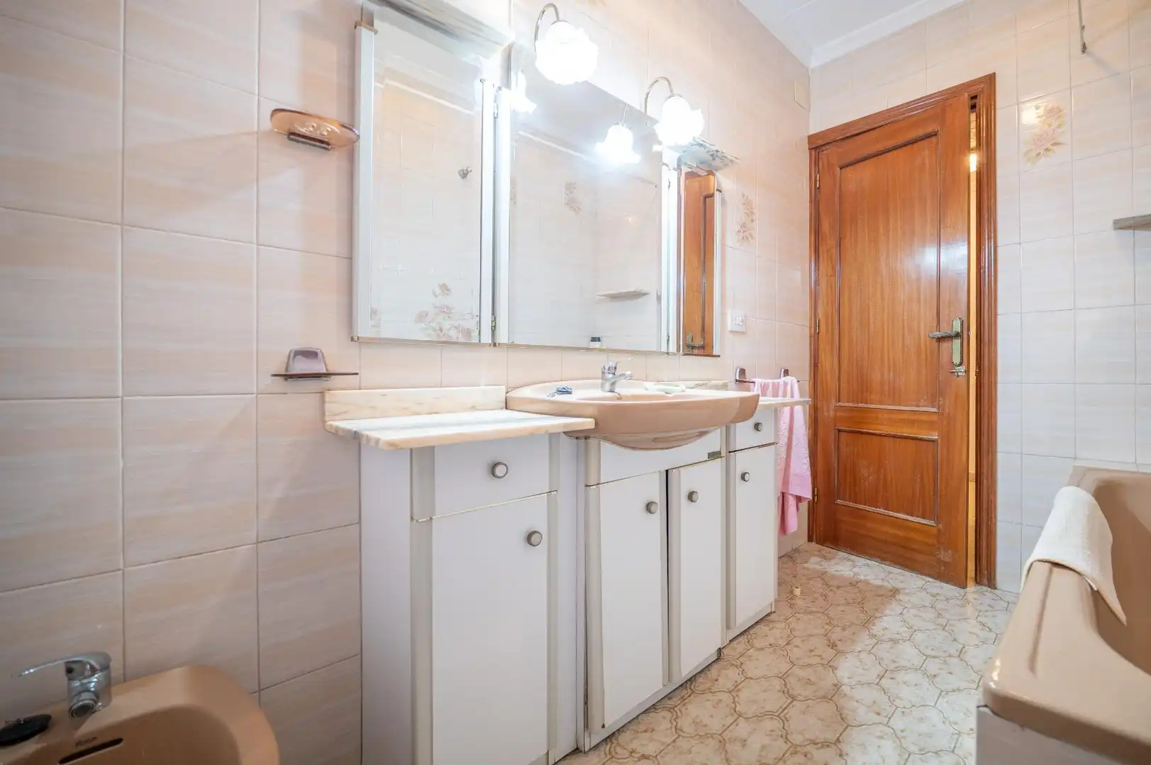 Chalet con piscina en venta en Avenida Suspiro del Moro 41, imagen 55