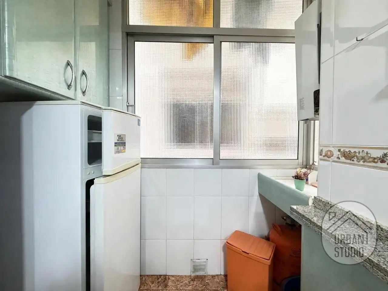Kitchen of Flat for sale in Alicante / Alacant  with Air Conditioner, Furnished and Balcony
