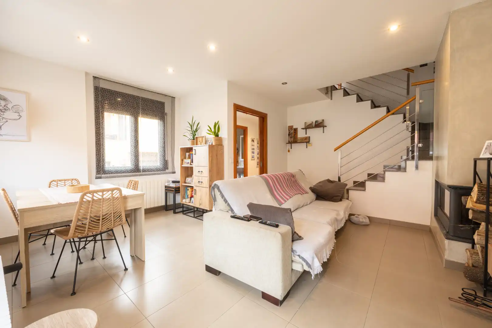 Sala de estar de Casa adosada en venta en Folgueroles con Calefacción, Jardín privado y Parquet