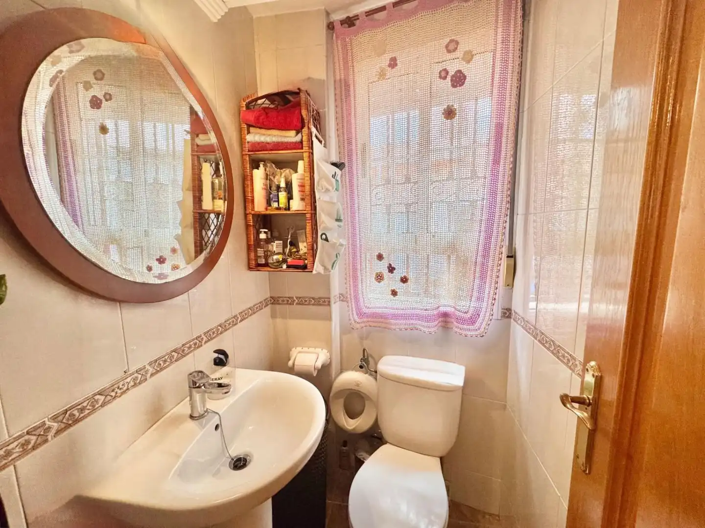 Bany de Casa o xalet en venda en Orihuela amb Aire condicionat, Terrassa i Traster